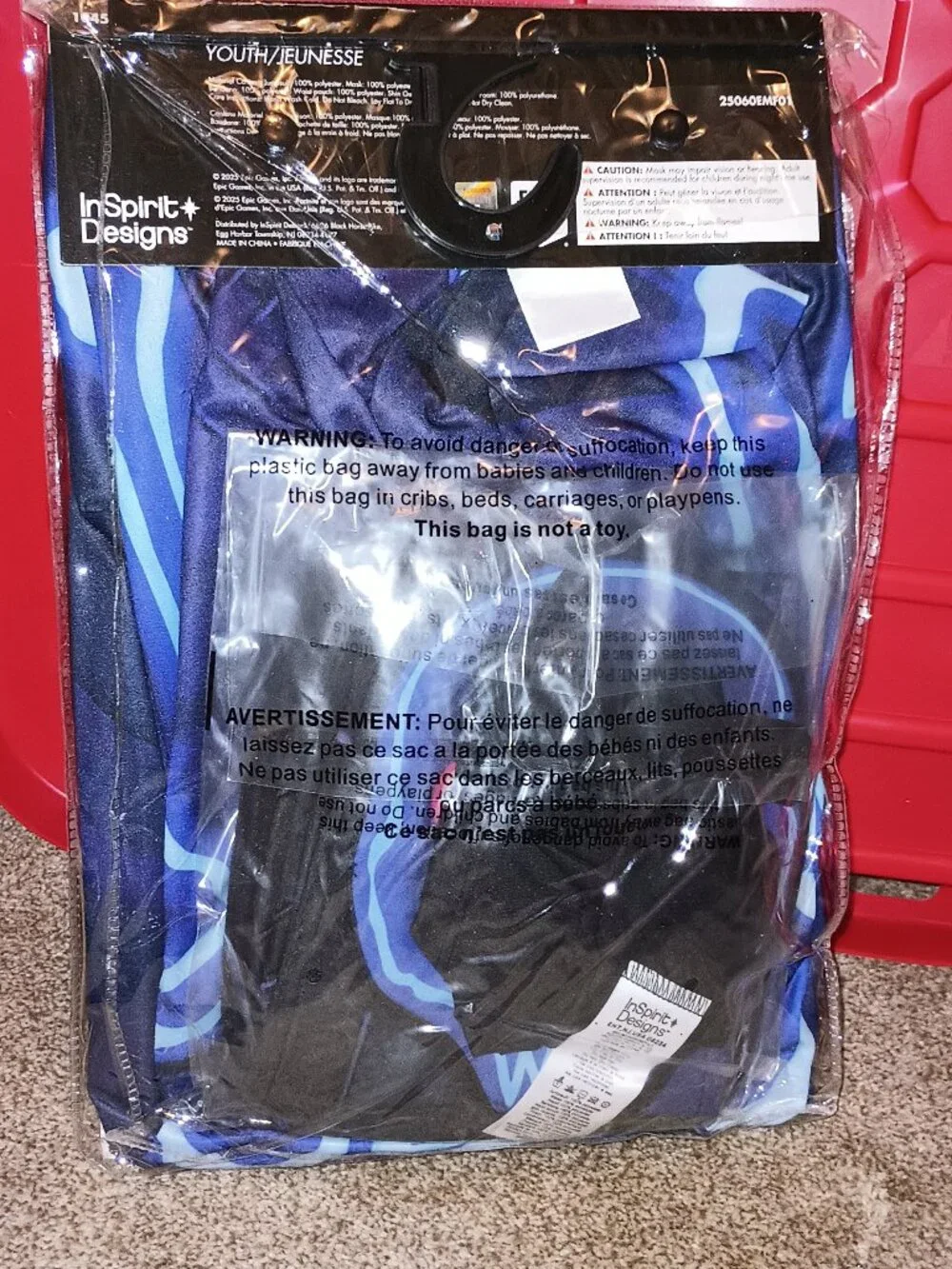 NEEW Boy's Fortnite Party Skull Trooper Costume Medium 8-10